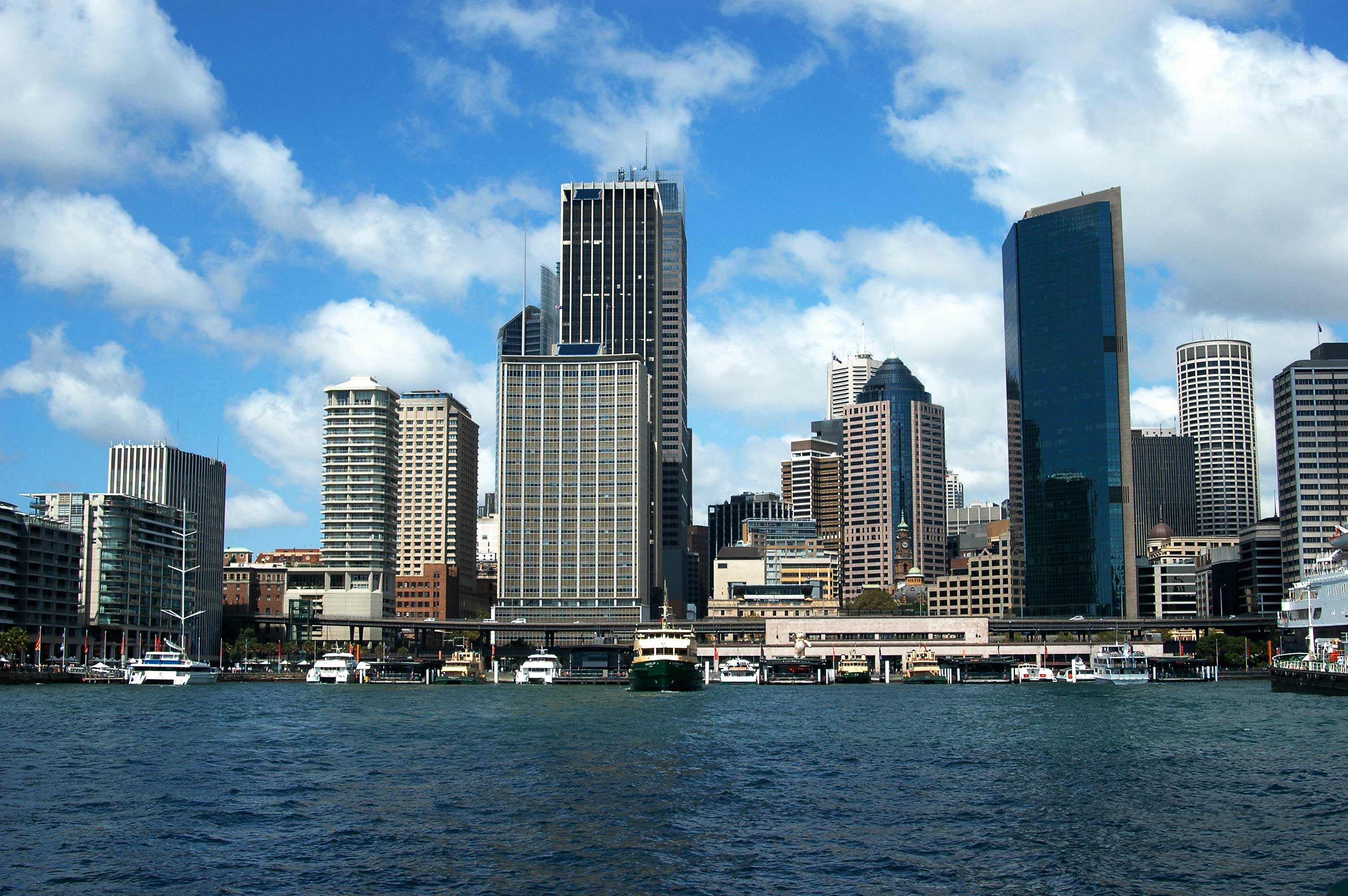 servcorp-gateway-building-skyline-sydney.jpg